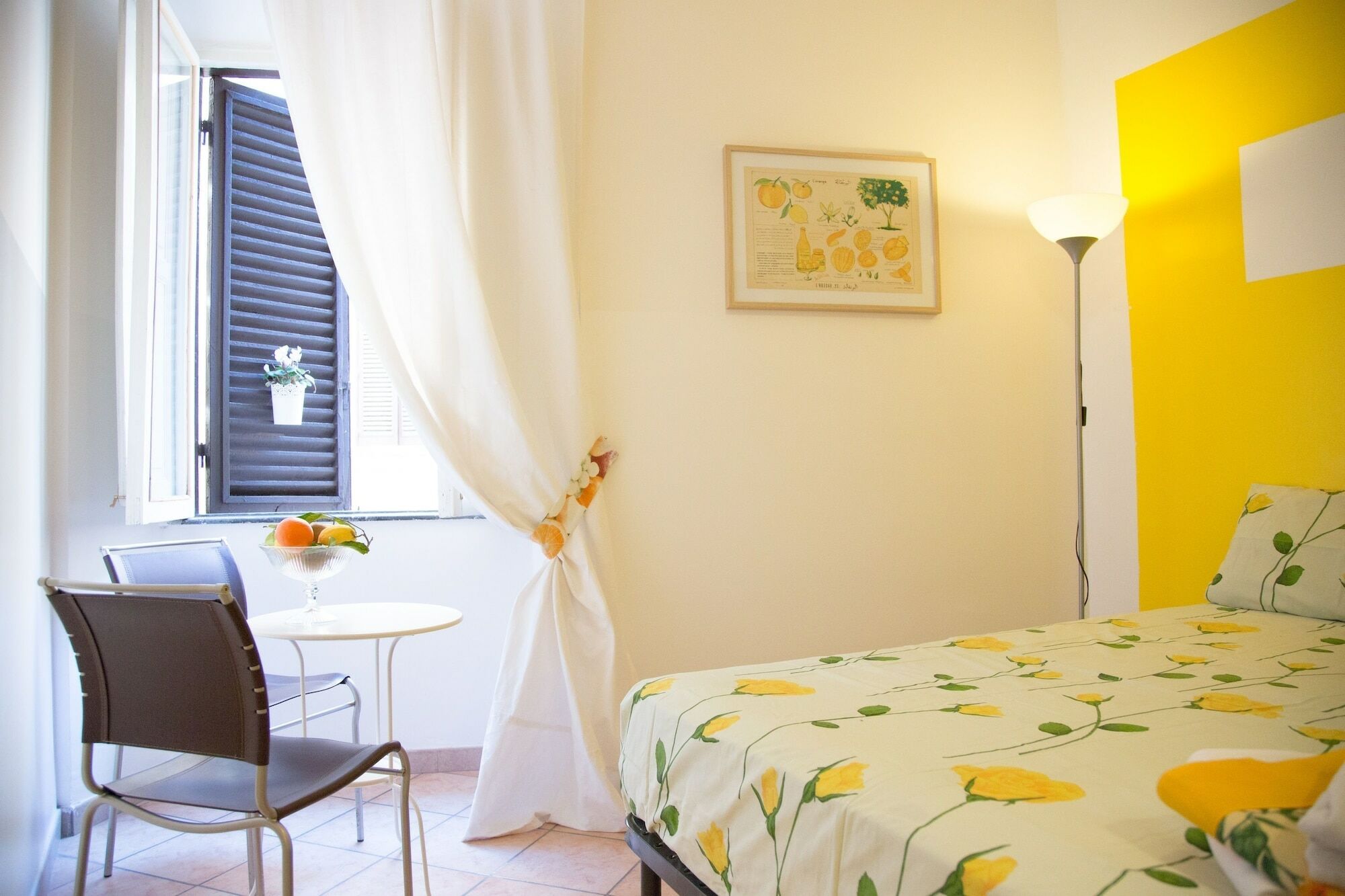 Fruitroom Roma Esterno foto
